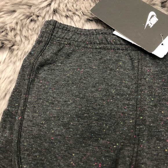 Nike | Girl's Shorts | Grey | Multi-Colour Speckle | Various Sizes - Picture 2 of 3